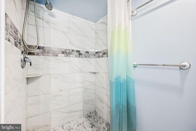 11821 SINCLAIR LN, Manassas, VA 20112