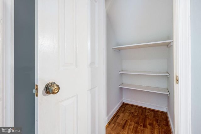 11821 SINCLAIR LN, Manassas, VA 20112