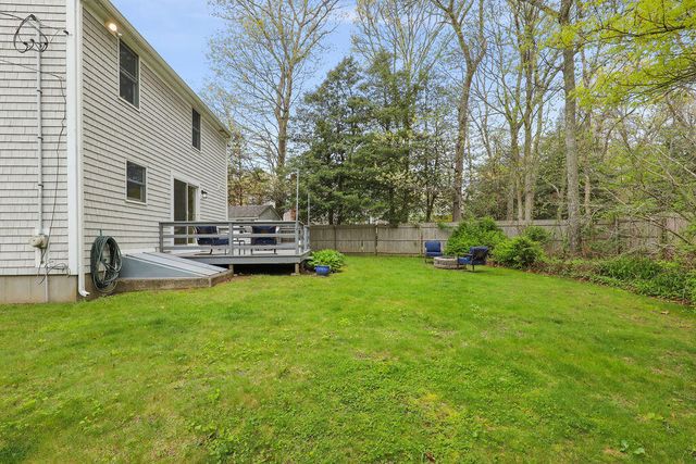 5 Deerfield Road, Mashpee, MA 02649