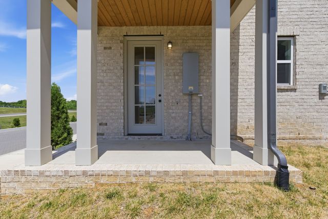400 Perch St, Hendersonville, TN 37075