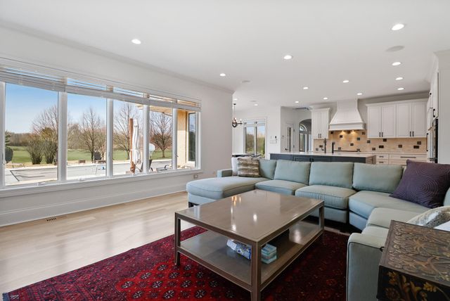 1667 Chalone Court, Crown Point, IN 46307