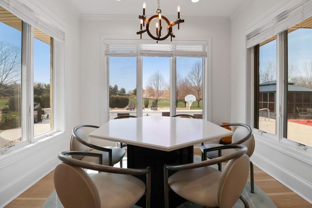 1667 Chalone Court, Crown Point, IN 46307