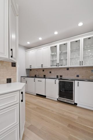1667 Chalone Court, Crown Point, IN 46307