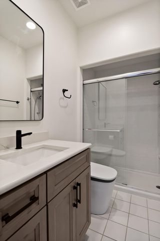 1667 Chalone Court, Crown Point, IN 46307