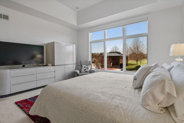 1667 Chalone Court, Crown Point, IN 46307