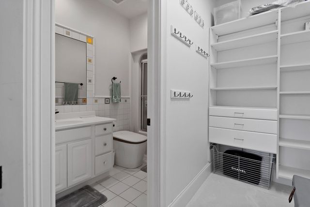 1667 Chalone Court, Crown Point, IN 46307