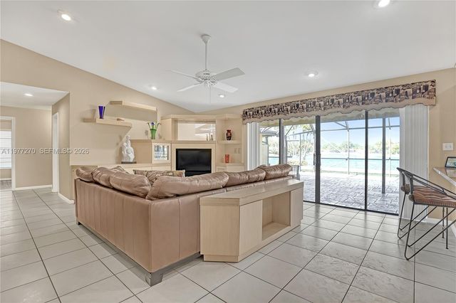 1048 NW 110th Ln, Coral Springs, FL 33071