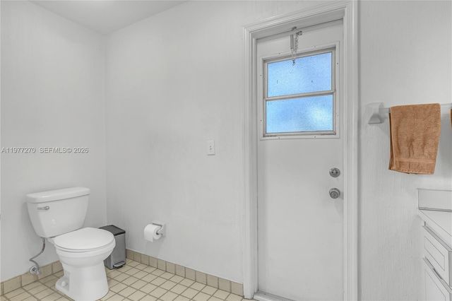 1048 NW 110th Ln, Coral Springs, FL 33071