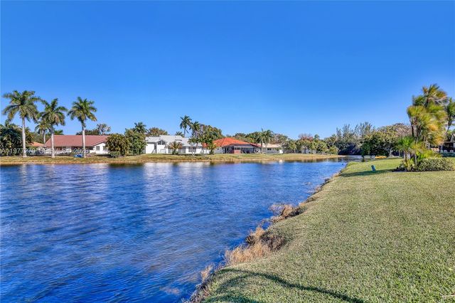 1048 NW 110th Ln, Coral Springs, FL 33071