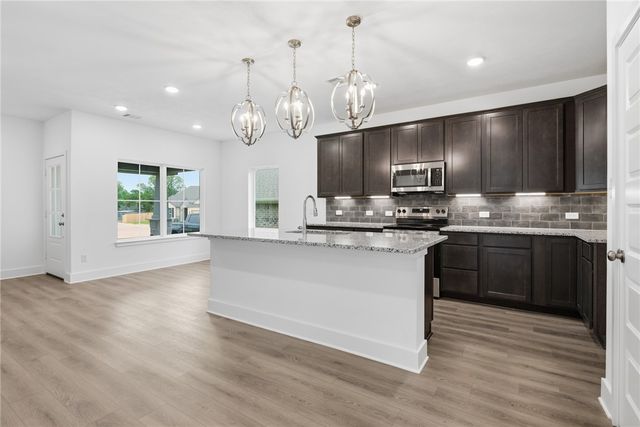 4802 Underbrush Crossing, Bryan, TX 77845