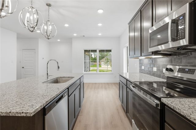 4802 Underbrush Crossing, Bryan, TX 77845