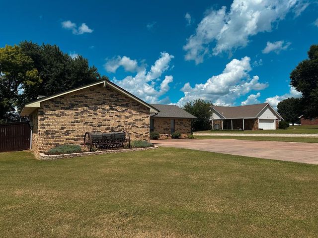 4521 Northridge Lane, Noble, OK 73068