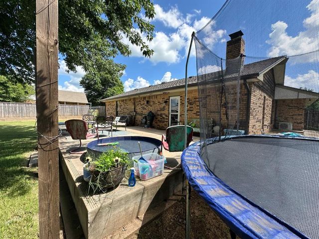 4521 Northridge Lane, Noble, OK 73068