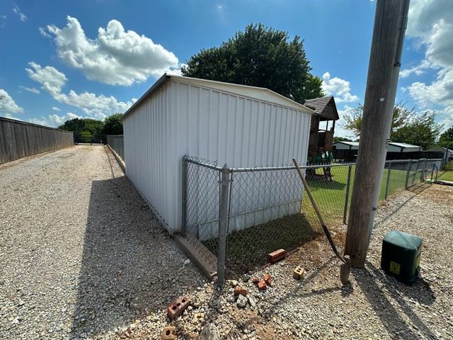 4521 Northridge Lane, Noble, OK 73068