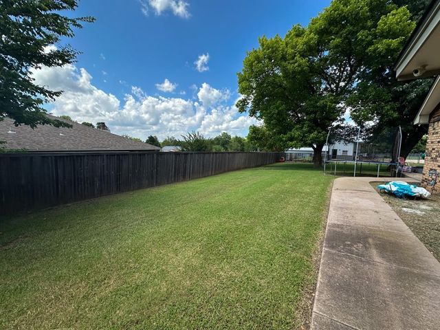 4521 Northridge Lane, Noble, OK 73068