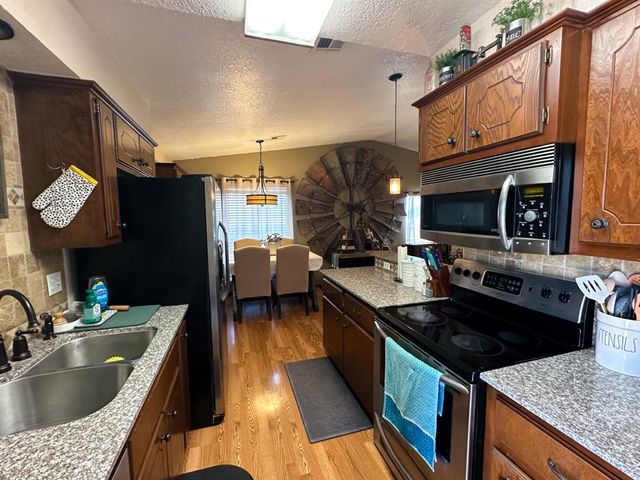 4521 Northridge Lane, Noble, OK 73068