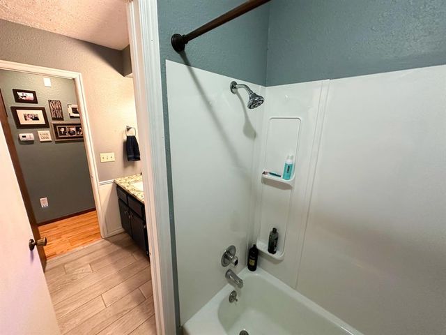 4521 Northridge Lane, Noble, OK 73068