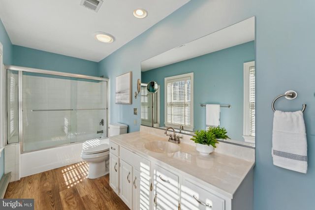 7700 LEEDS MANOR CT, Fairfax Station, VA 22039