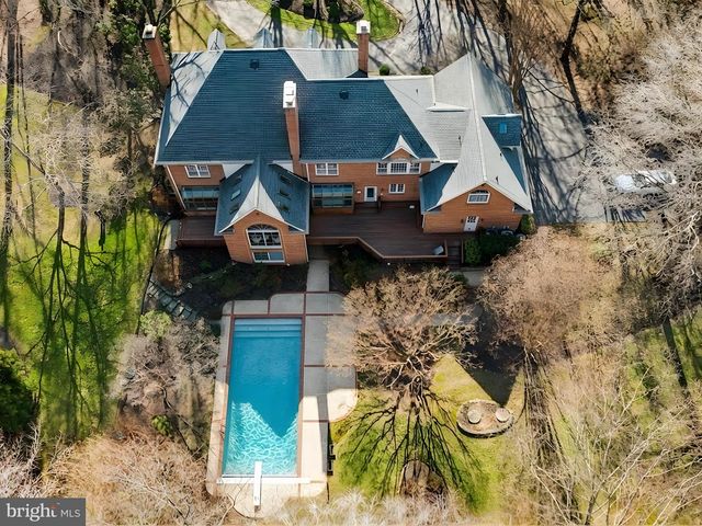 7700 LEEDS MANOR CT, Fairfax Station, VA 22039