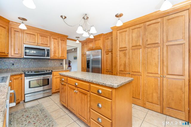 20 Alcott Road, Wolcott, CT 06716