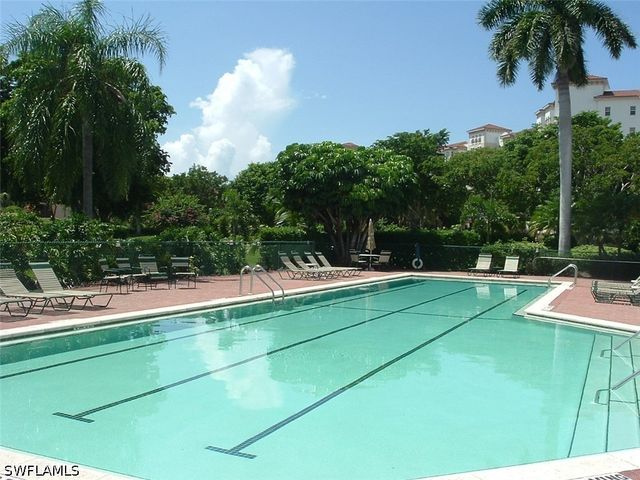 632 La Peninsula BLVD 632, Naples, FL 34113
