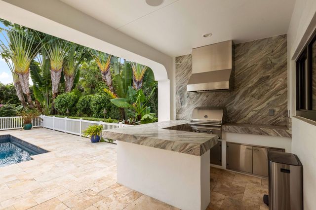 5604 War Admiral Road, Palm Beach Gardens, FL 33418