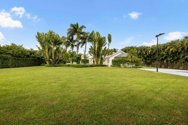 5604 War Admiral Road, Palm Beach Gardens, FL 33418