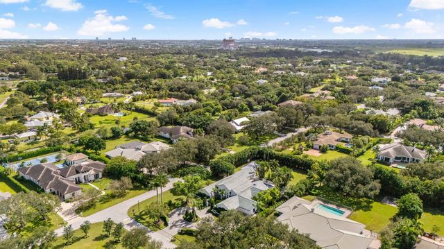 5604 War Admiral Road, Palm Beach Gardens, FL 33418