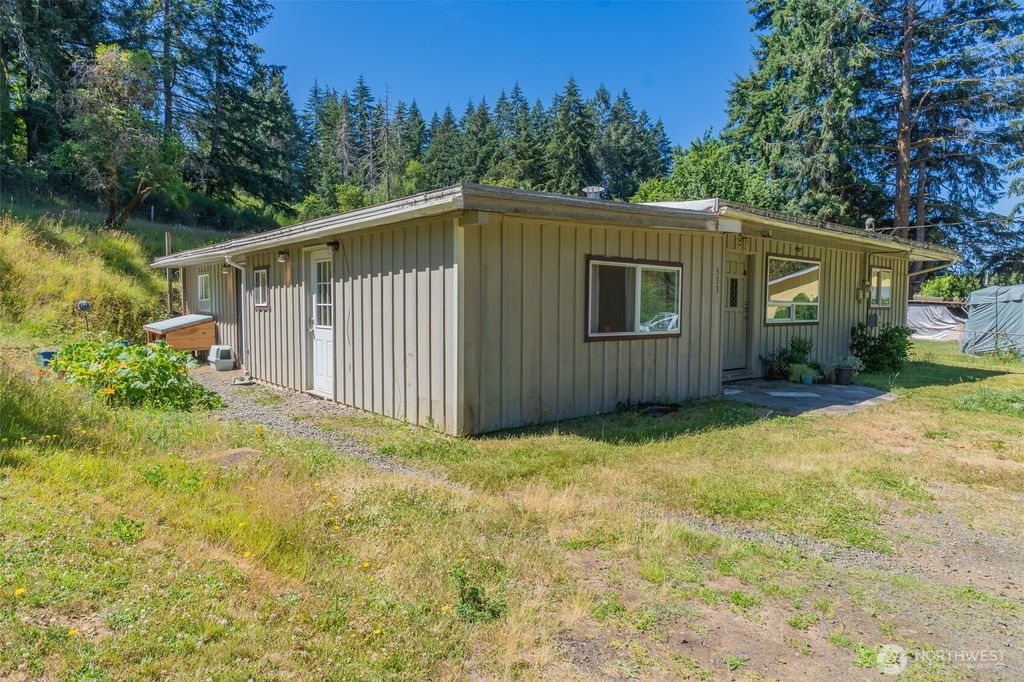 533 E Walnut Street, Shelton, WA 98584