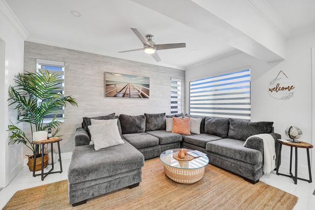 6740 CUSTER Street, Hollywood, FL 33024