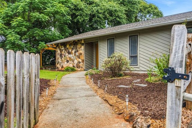 4759 Mockernut Court, Lilburn, GA 30047