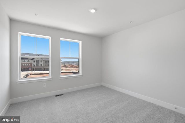 1238 CRESTED WOOD DR, Laurel, MD 20724
