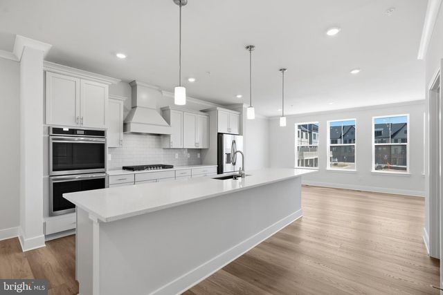 1238 CRESTED WOOD DR, Laurel, MD 20724