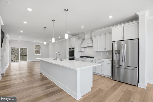 1238 CRESTED WOOD DR, Laurel, MD 20724