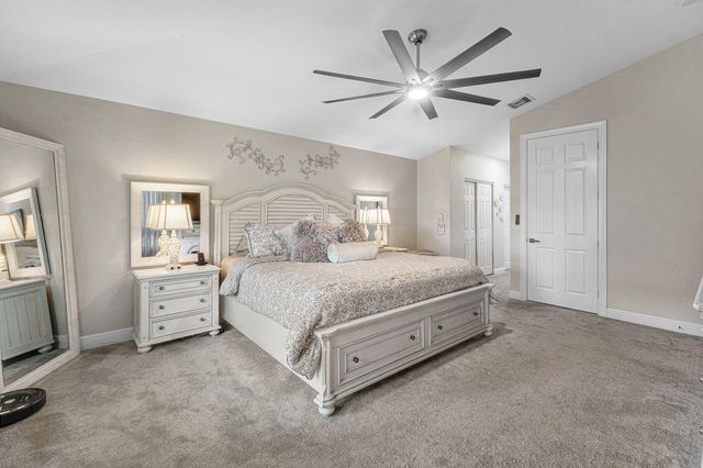 5641 FOUNTAINS Drive S 5641, Lake Worth, FL 33467