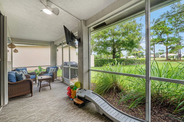 5641 FOUNTAINS Drive S 5641, Lake Worth, FL 33467