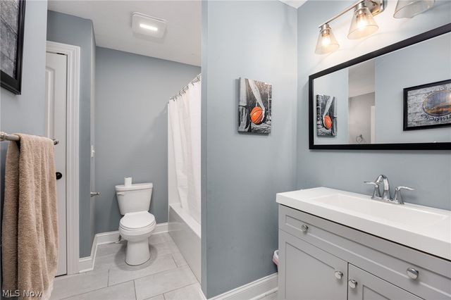 3984 Argyle Lane, Medina, OH 44256