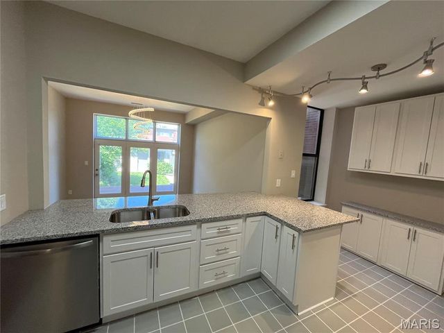 4419 Oakland Avenue, St Louis, MO 63110