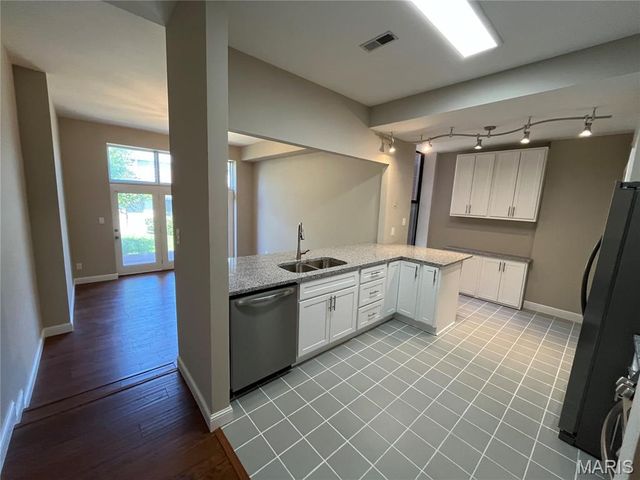 4419 Oakland Avenue, St Louis, MO 63110