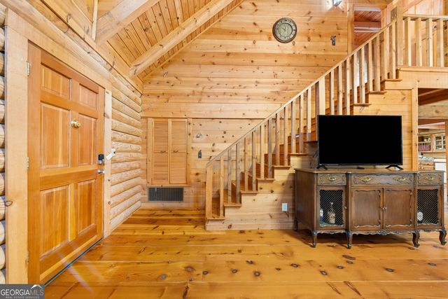 451 Pinecrest Road, Sautee Nacoochee, GA 30571