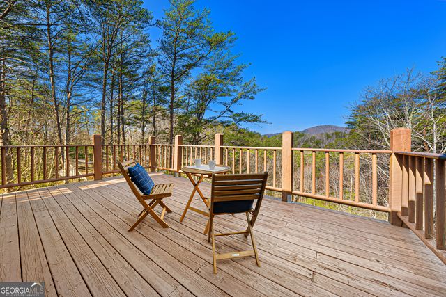 451 Pinecrest Road, Sautee Nacoochee, GA 30571