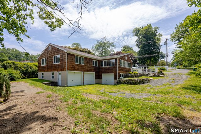 10 Baxter Street, Danbury, CT 06811