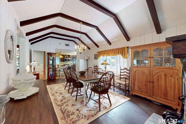 10 Baxter Street, Danbury, CT 06811