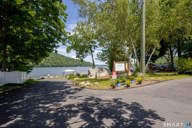 10 Baxter Street, Danbury, CT 06811