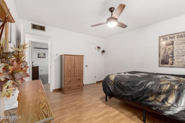 4915 W MORTEN Avenue, Glendale, AZ 85301