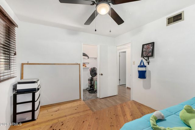 4915 W MORTEN Avenue, Glendale, AZ 85301