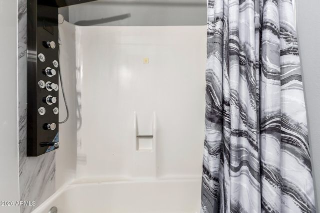 4915 W MORTEN Avenue, Glendale, AZ 85301