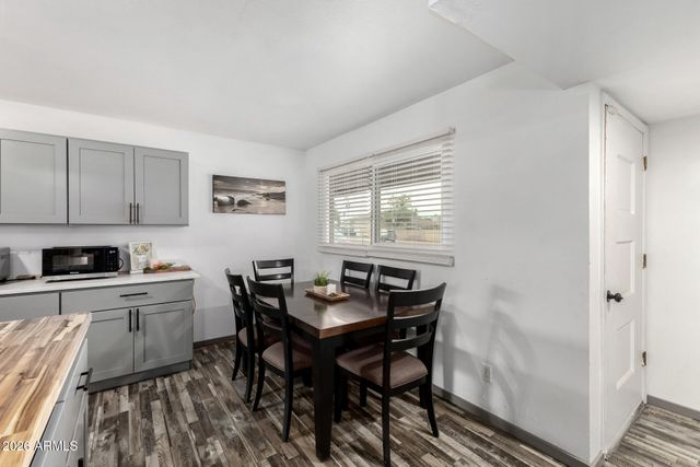 4915 W MORTEN Avenue, Glendale, AZ 85301