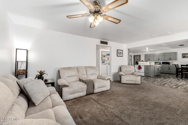 4915 W MORTEN Avenue, Glendale, AZ 85301