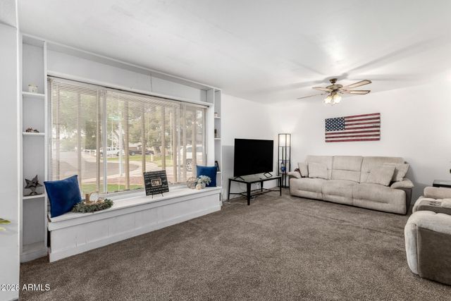 4915 W MORTEN Avenue, Glendale, AZ 85301